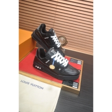 Louis Vuitton Trainer Sneaker